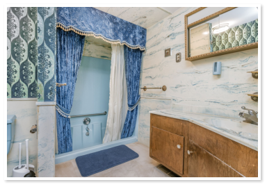 one of the bath rooms